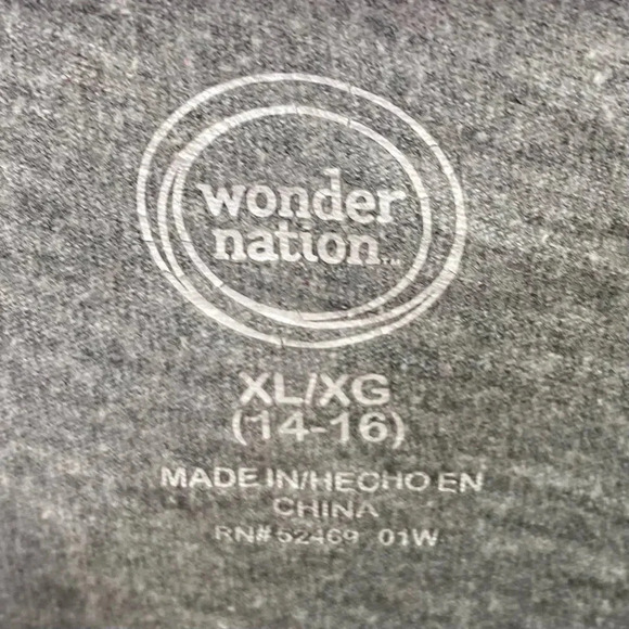 Sleepy Sloth Tee Shirt 🦥😴📖 - Picture 2 of 2